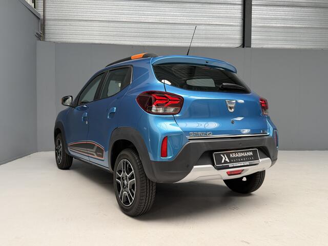 Dacia Spring Comfort Plus (Orange Pack) 27 kWh Nwe Accu|GARANTIE|Camera|Leder|DAB