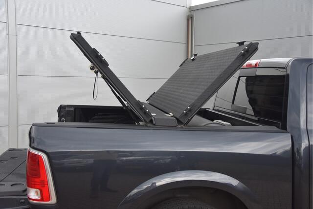 Dodge 1500 Ram 5.7 V8 4x4 Crew Cab Laramie | Luchtvering | Diamondback Tonneau |