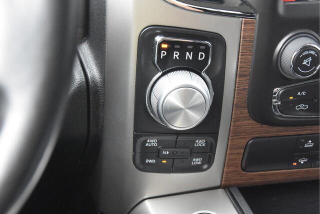 Dodge 1500 Ram 5.7 V8 4x4 Crew Cab Laramie | Luchtvering | Diamondback Tonneau |