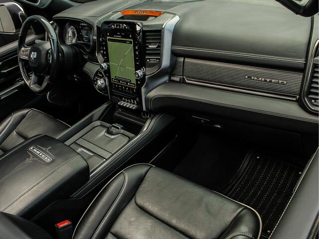 Dodge 1500 Ram Limited Night 5.7 V8 402PK Automaat Crew Cab | LPG | PANORAMADAK | LUCHTVERING | ELECTRISCHE SIDESTEPS | 12 INCH DISPLAY |