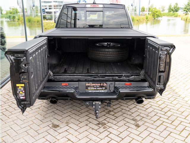 Dodge 1500 Ram Laramie Night | Pano | H&K | Tailgate doors | Fifth wheel