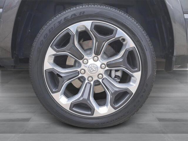 Dodge 1500 Ram 5.7 V8 4x4 Crew Cab Limited| Bakflip | Panoramadak | elect. Treeplanken | 360gr camera | Geheel rijklaar incl. Garantie