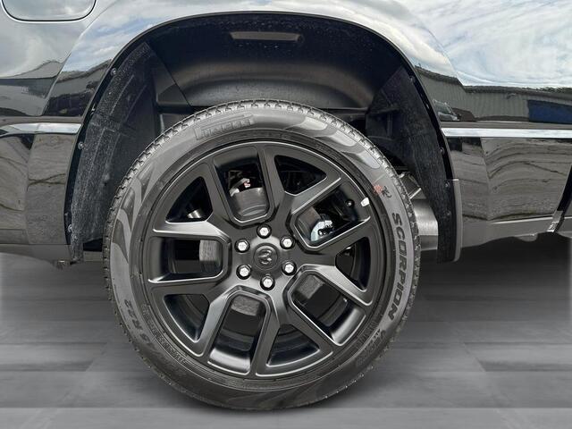 Dodge 1500 Ram 5.7 V8 4x4 Crew Cab Laramie | Model24| Panorama| Trekhaak 13-polig| LPG |