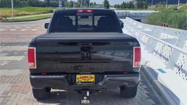 Dodge 1500 LARAMIE/SPORT 4X4 CREW CAB. 5,7LTR V8 AUT. BLACK EDITION