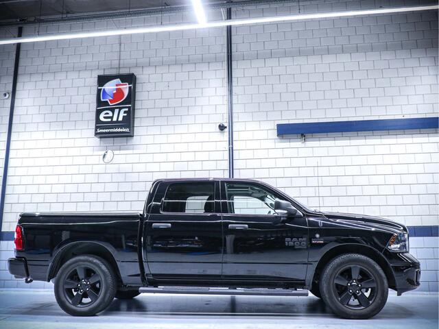 Dodge 1500 Ram SLT Classic Night | 5.7L HEMI V8 | Nieuw geleverd