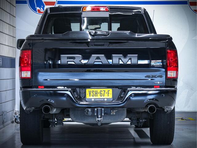 Dodge 1500 Ram SLT Classic Night | 5.7L HEMI V8 | Nieuw geleverd