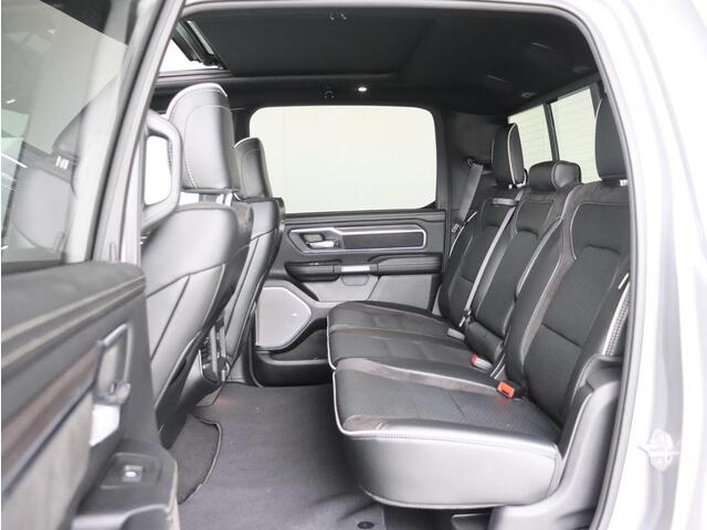 Dodge 1500 Ram 3.0 L6 4x4 Crew Cab Laramie | 2025 Model | Luchtvering | nieuwe schermen | LPG |