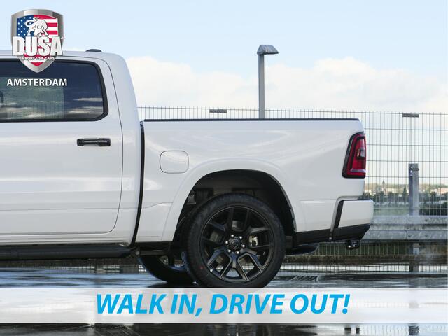 Dodge 1500 RAM Laramie | Night Edition | Crew Cab | 4X4 | 2025 Panorama | 14,4-inch Touchscreen | Passenger Display Meerprijs extra opties / Accessoires - Deksel, Backflip, Fenders, wraps, Stripings etc
