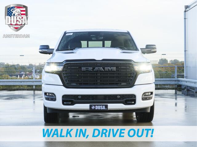 Dodge 1500 RAM Laramie | Night Edition | Crew Cab | 4X4 | 2025 Panorama | 14,4-inch Touchscreen | Passenger Display Meerprijs extra opties / Accessoires - Deksel, Backflip, Fenders, wraps, Stripings etc