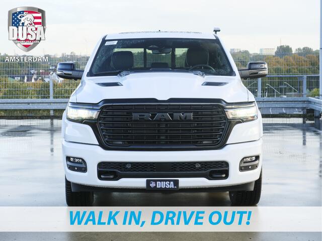 Dodge 1500 RAM Laramie | Night Edition | Crew Cab | 4X4 | 2025 Panorama | 14,4-inch Touchscreen | Passenger Display Meerprijs extra opties / Accessoires - Deksel, Backflip, Fenders, wraps, Stripings etc