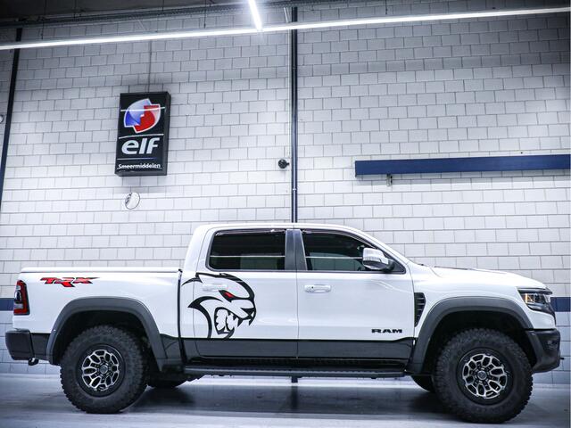 Dodge 1500 Ram TRX 6.2 V8 4x4 Crew Cab | Carbon | Panorama |