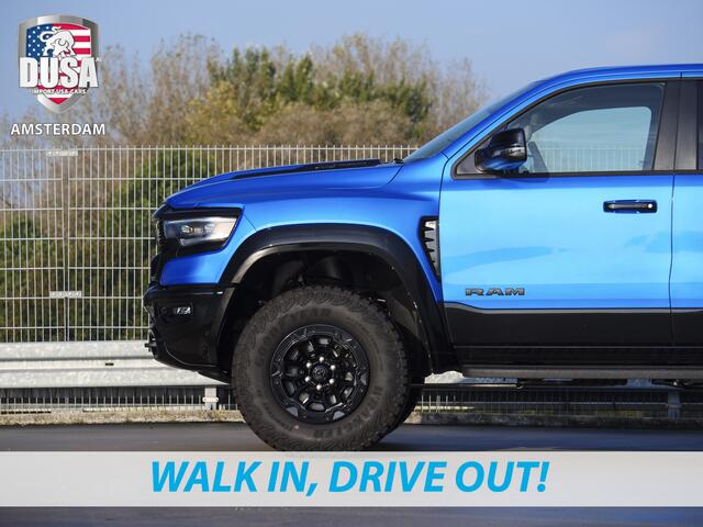 Dodge 1500 Ram TRX | 6.2 Supercharged V8 | 4x4 | Crew Cab | Beschikbaar in meerdere kleuren | 702pk | Red Accent interior Meerprijs extra opties / Accessoires zoals Deksel, Backflip, Fenders, wraps, Stripings etc