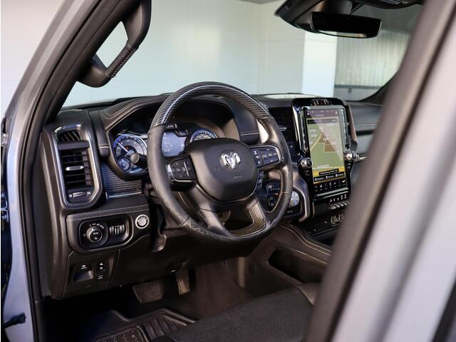 Dodge 1500 Ram 5.7 V8 4x4 Crew Cab Limited | Luchtvering | Rambox | LPG | Groot Navi