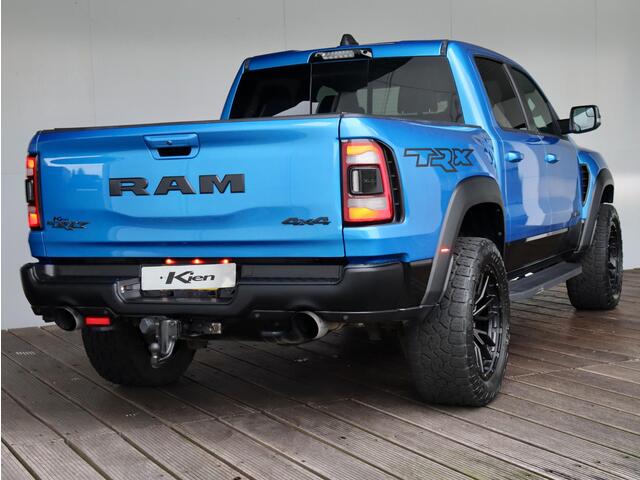 Dodge 1500 Ram 6.2 V8 4x4 Crew Cab TRX 712 pk | LPG | Pano | Groot Navi |