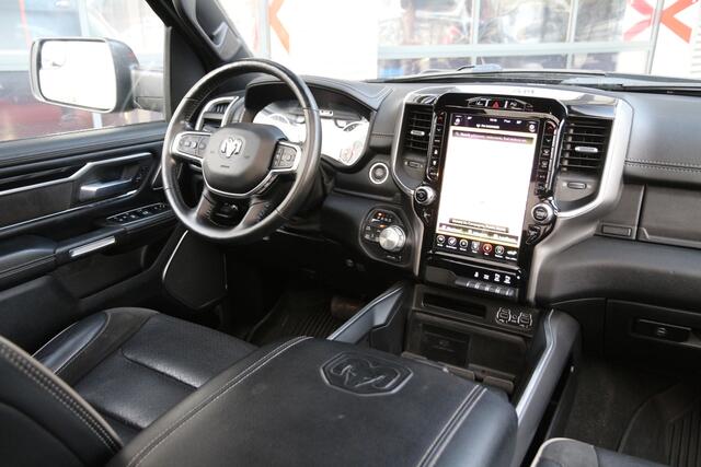 Dodge 1500 Ram 5.7 HEMI V8 | Laramie | Panorama | LPG | 3.5t trekgewicht | Navi | Clima..