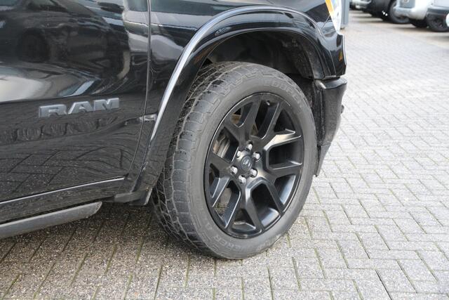 Dodge 1500 Ram 5.7 HEMI V8 | Laramie | Panorama | LPG | 3.5t trekgewicht | Navi | Clima..