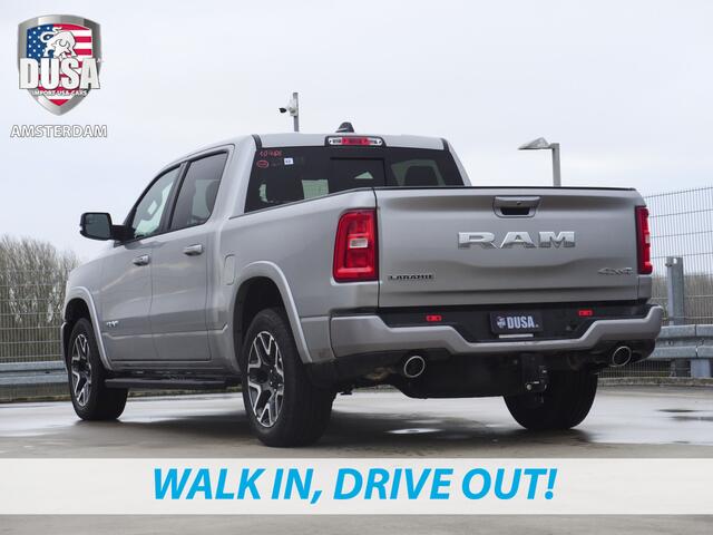 Dodge 1500 RAM | Laramie | Sport | Crew Cab | 4X4 | 2025 | Panorama | 12-inch Touchscreen | Sport Package Meerprijs extra opties / Accessoires zoals Deksel, Backflip, Fenders, wraps, Stripings etc