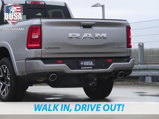 Dodge 1500 RAM | Laramie | Sport | Crew Cab | 4X4 | 2025 | Panorama | 12-inch Touchscreen | Sport Package Meerprijs extra opties / Accessoires zoals Deksel, Backflip, Fenders, wraps, Stripings etc