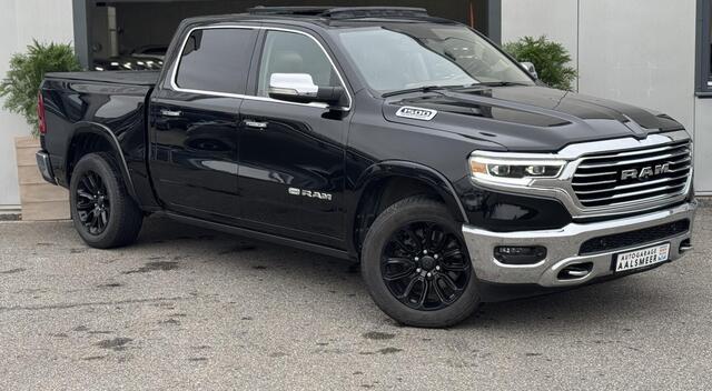 Dodge 1500 Ram 5.7 V8 4x4 Crew Cab Longhorn / PANO / FULL /