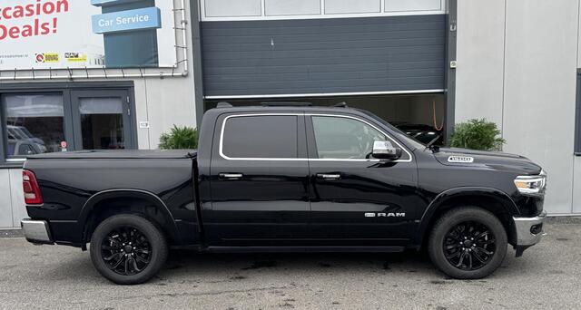 Dodge 1500 Ram 5.7 V8 4x4 Crew Cab Longhorn / PANO / FULL /