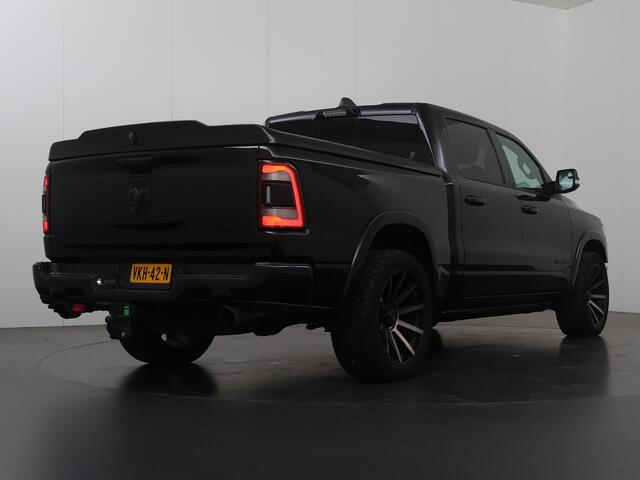 Dodge 1500 Ram | Limited | 4X4 | 5.7 V8 | LPG | Crew Cab | Harman / Kardon | Night Edition | Luchtvering | Navigatie | 5-zits | Limited | Sidesteps | Trekhaak