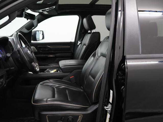 Dodge 1500 Ram | Limited | 4X4 | 5.7 V8 | LPG | Crew Cab | Harman / Kardon | Night Edition | Luchtvering | Navigatie | 5-zits | Limited | Sidesteps | Trekhaak