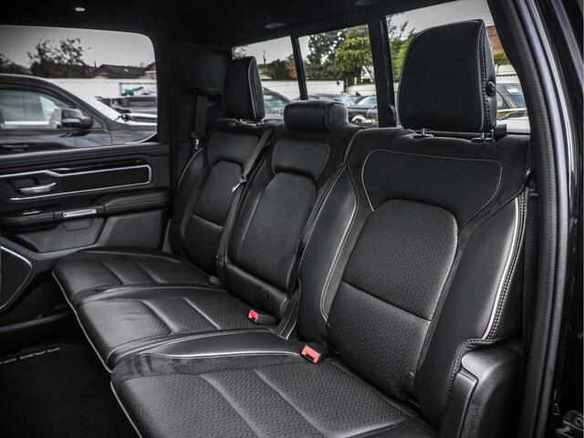 Dodge 1500 Ram Laramie | FULL OPTION | 5.7L V8 4x4 | | Luchtvering | Panorama dak |
