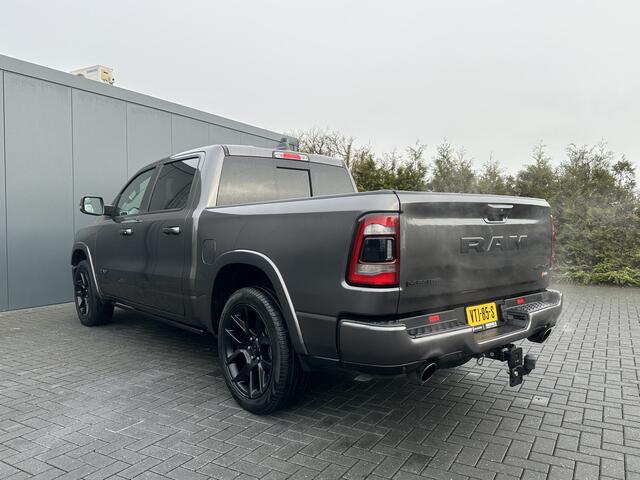 Dodge 1500 Ram V8 LARAMIE NIGHT / 54.022 KM / PANO / 3.5T TREKHAAK / LPG-G3 / CAMERA / CREW CAB / GORILLA EXHAUST