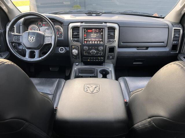 Dodge 1500 Ram 5.7 V8 Quad Cab 6'4 1e Eigenaar,Navi,Clima,Cruise,Camera,Leder,Stoelverwarming+verkoeling,Trekhaak,Schuifdak,N.A.P,APK bij Aflevering