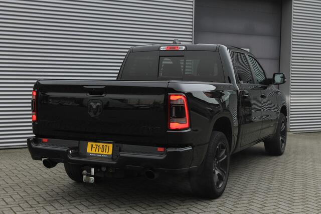 Dodge 1500 Ram 5.7 V8 4x4 Crew Cab Sport I LPG I CARPLAY I CARPLAY I PANO.DAK