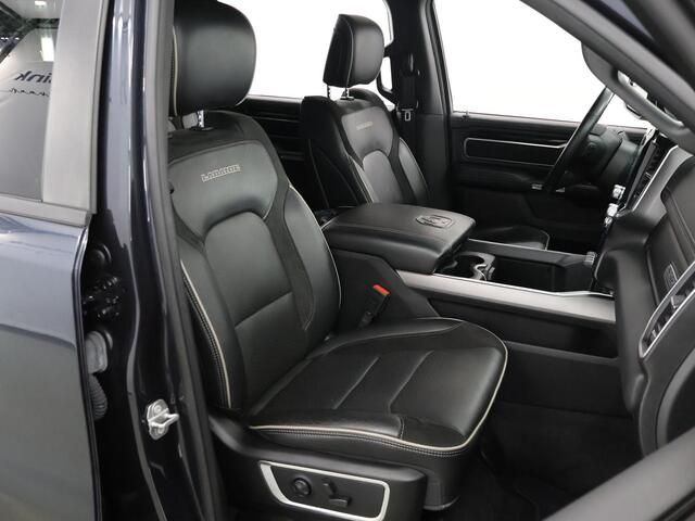 Dodge 1500 Ram 5.7 V8 | LPG | 4x4 | Crew Cab | Laramie | BLACK | Parkeercamera | Trekhaak | Sidesteps | Prins LPG | LED | Steelgrey