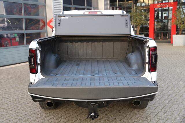 Dodge 1500 Ram 5.7 HEMI V8 | BTS | 6 Zitter | Panorama | LPG | 3.5 trekgewicht | Navi | Clima..