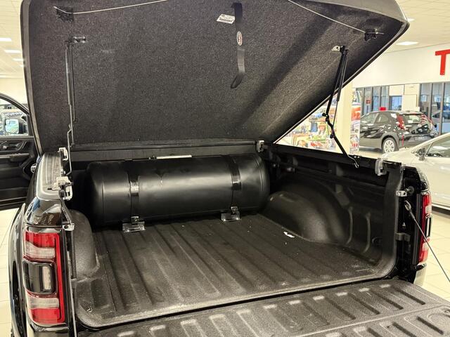 Dodge 1500 Ram 5.7 V8 4x4 Crew Cab Limited slechts 13158KM, BOMVOL! BTW, NL Auto, LPG G3 320liter