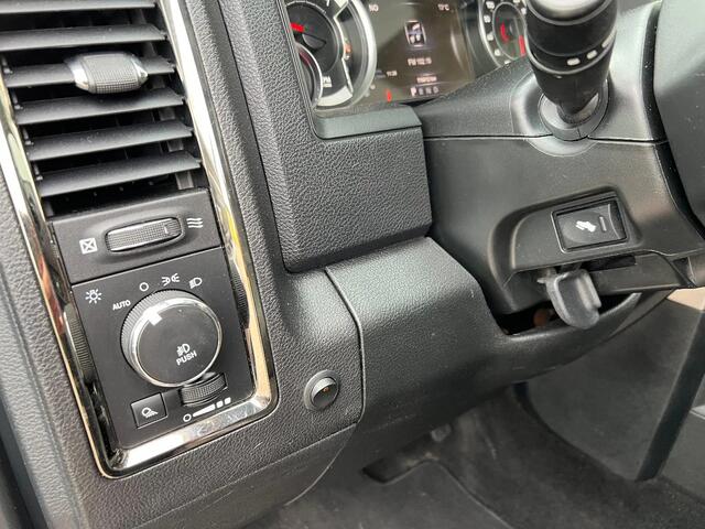 Dodge 1500 RAM V8 5.7 HEMI/FULL OPTIONS/116DKM!!LUCHVERING!