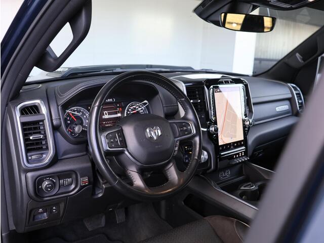 Dodge 1500 Ram 5.7 V8 4x4 Crew Cab Laramie | Stuur-stoelverwarming | Trekhaak | LPG |