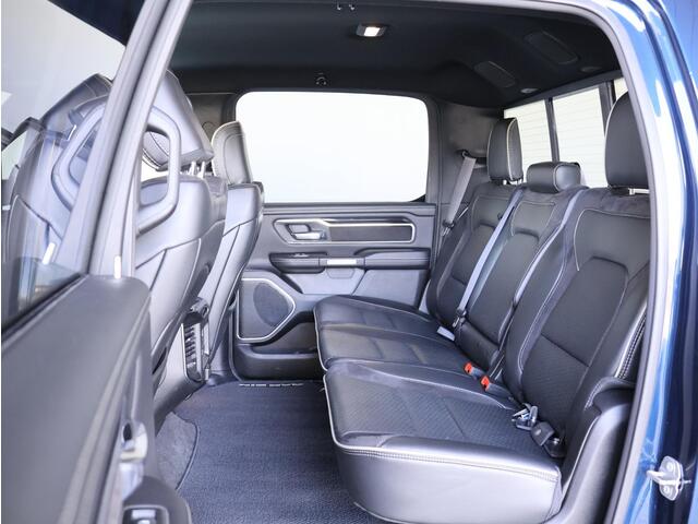 Dodge 1500 Ram 5.7 V8 4x4 Crew Cab Laramie | Stuur-stoelverwarming | Trekhaak | LPG |
