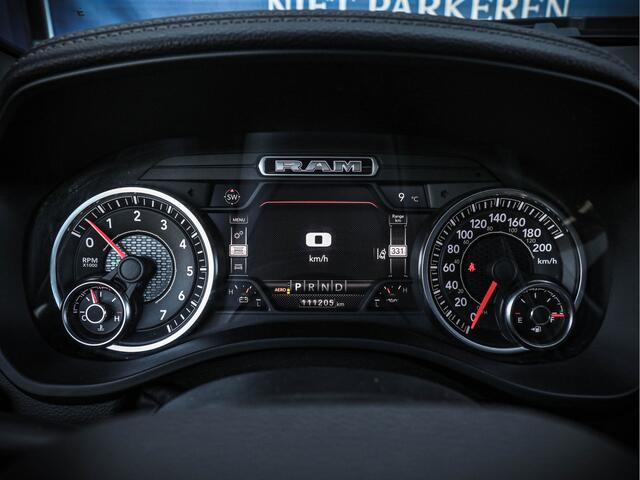 Dodge 1500 Ram Laramie Night | Full options + Luchtvering | 5.7L HEMI V8 4x4