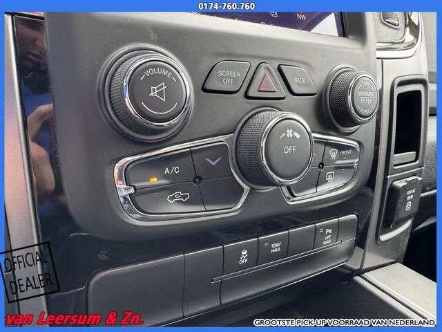 Dodge 1500 Ram Laramie Sport | Schuifkantel dak | Apple Carplay