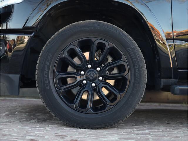 Dodge 1500 Ram 5.7 V8 4x4 Crew Cab Laramie Camera | 4x4 | Applecarplay | Stoel verkoeling/-verwarming
