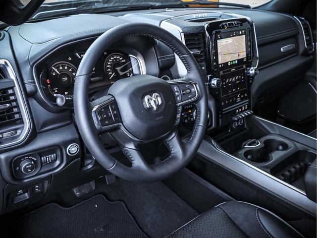 Dodge 1500 Ram Laramie Night Edition | 5.7L Hemi V8