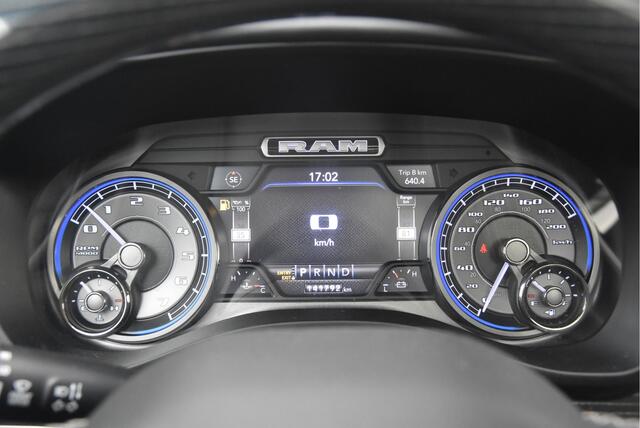 Dodge 1500 Ram 5.7 V8 4x4 Crew Cab Limited Black | LPG | Rambox | Split tail |