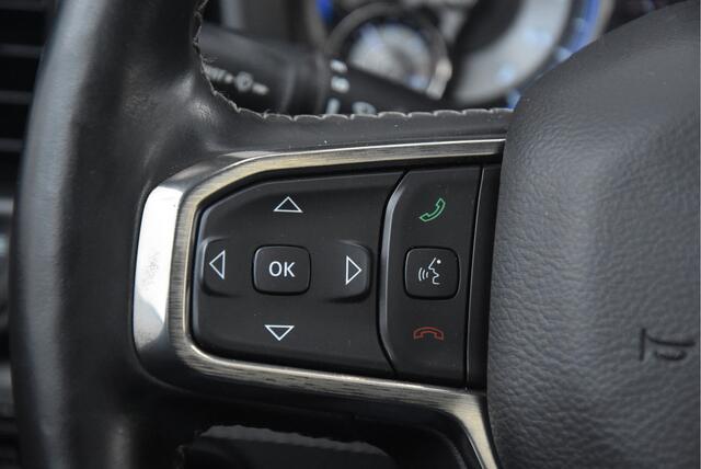 Dodge 1500 Ram 5.7 V8 4x4 Crew Cab Limited Black | LPG | Rambox | Split tail |