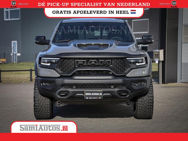 Dodge 1500 Ram TRX LUNAR EDITION | ZEER ZELDZAAM | 6.2 SUPERCHARGED 702 PK HELLCAT | FULL OPTION | CERAMIC GREY | PANORAMA | CARBON PACK | BLACK BEADLOCK WHEELS | BPM VRIJ | LAUNCH CONTROL | 4X4 | 360CAMERA Rijklaar prijs met garantie en genoemde opties en extra's.