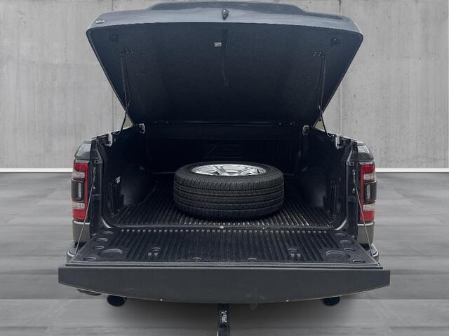 Dodge 1500 Ram 5.7 V8 4x4 Crew Cab Big Horn | Special striping | Trekhaak 13-polig | LPG | Geheel rijklaar incl. Garantie