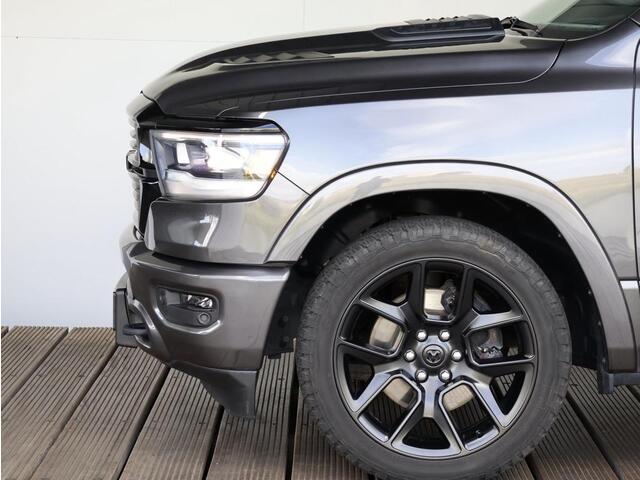 Dodge 1500 Ram 5.7 V8 4x4 Crew Cab Laramie | Luchtvering | Pano-Dak | Harman/Kardon |