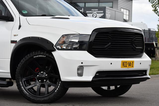 Dodge 1500 Ram 5.7 V8 4x4 Quad Cab 6'4 Camera, Cruise, 402pk, Automaat, Leder, Stoelverwarming, Trekhaak, Multimedia, Uniek!