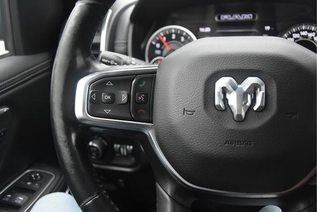 Dodge 1500 Ram 5.7 V8 4x4 Crew Cab Laramie