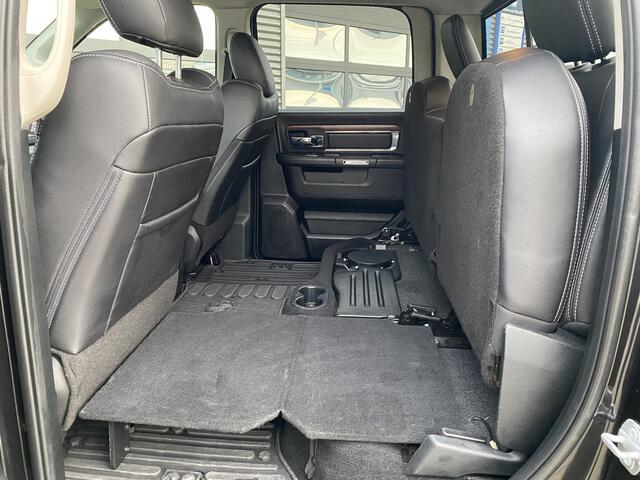 Dodge 1500 Ram 5.7 V8 4x4 Crew Cab 5'7 Laramie LUCHTVERING BENZINE 1ste EIG. NAVI BTW 20" 45DKM!