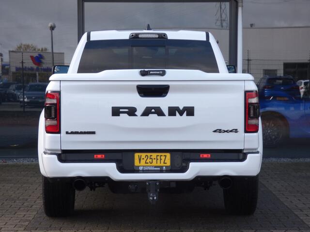 Dodge 1500 Ram 5.7 V8 4x4 Crew Cab Laramie Night Edition -Fully Loaded-