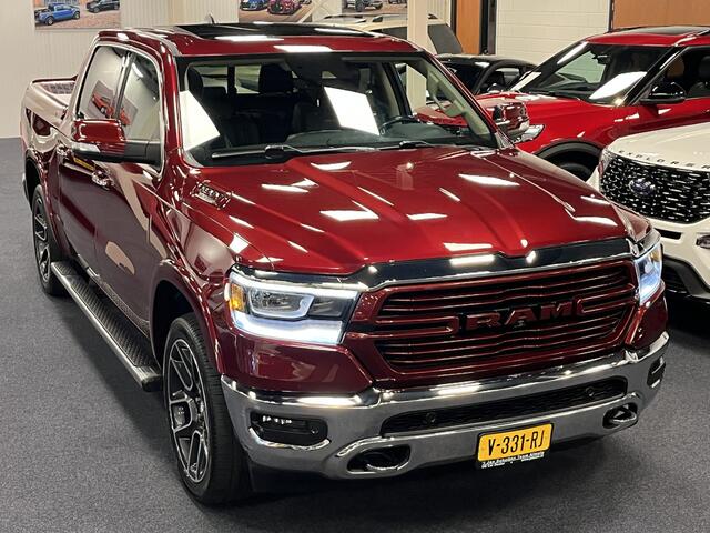 Dodge 1500 Ram 5.7i V8 HEMI 400PK CREW CAB LARAMIE | LPG | LAADBAKKLEP | TREKHAAK | PANODAK